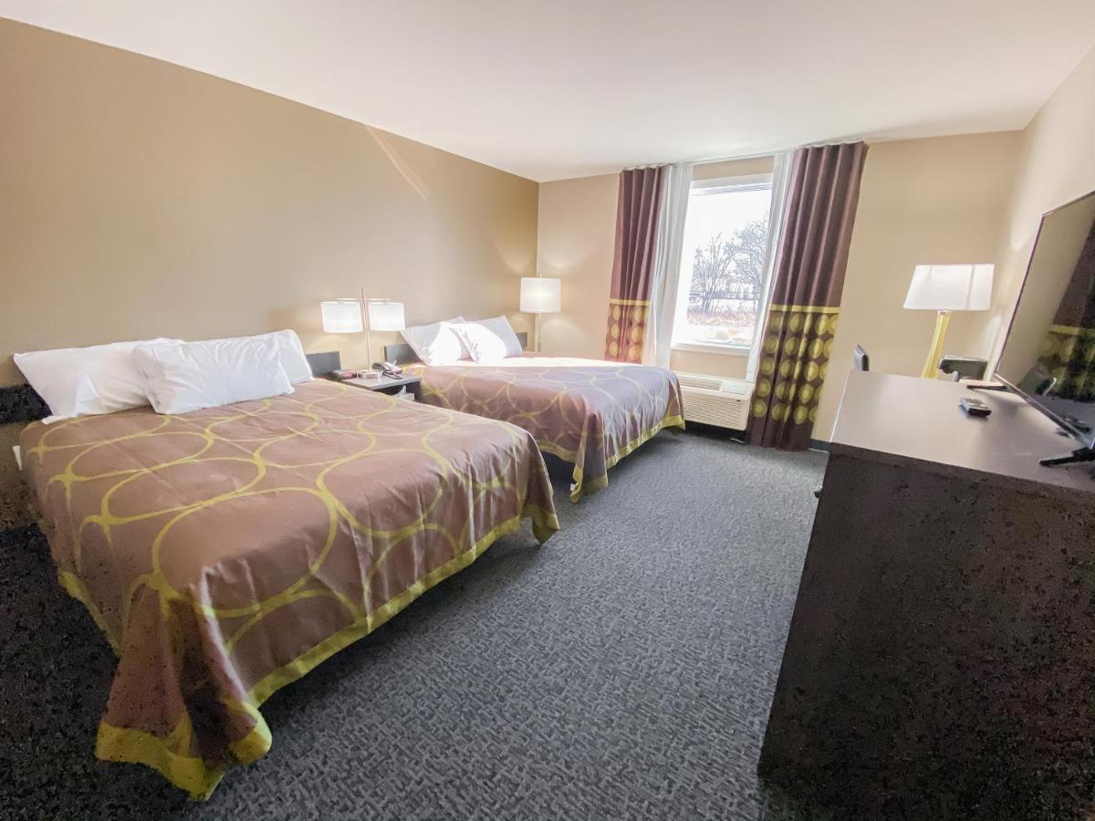 Super 8 By Wyndham Moosonee Hotel Exterior photo