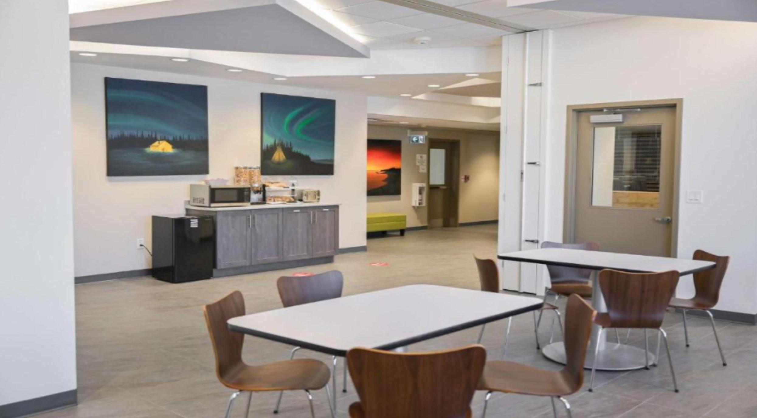 Super 8 By Wyndham Moosonee Hotel Exterior photo