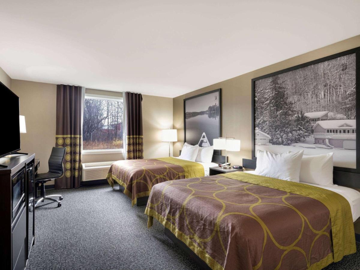 Super 8 By Wyndham Moosonee Hotel Exterior photo