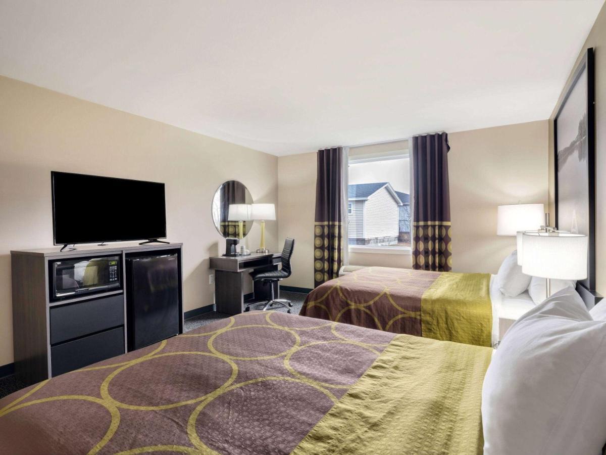 Super 8 By Wyndham Moosonee Hotel Exterior photo